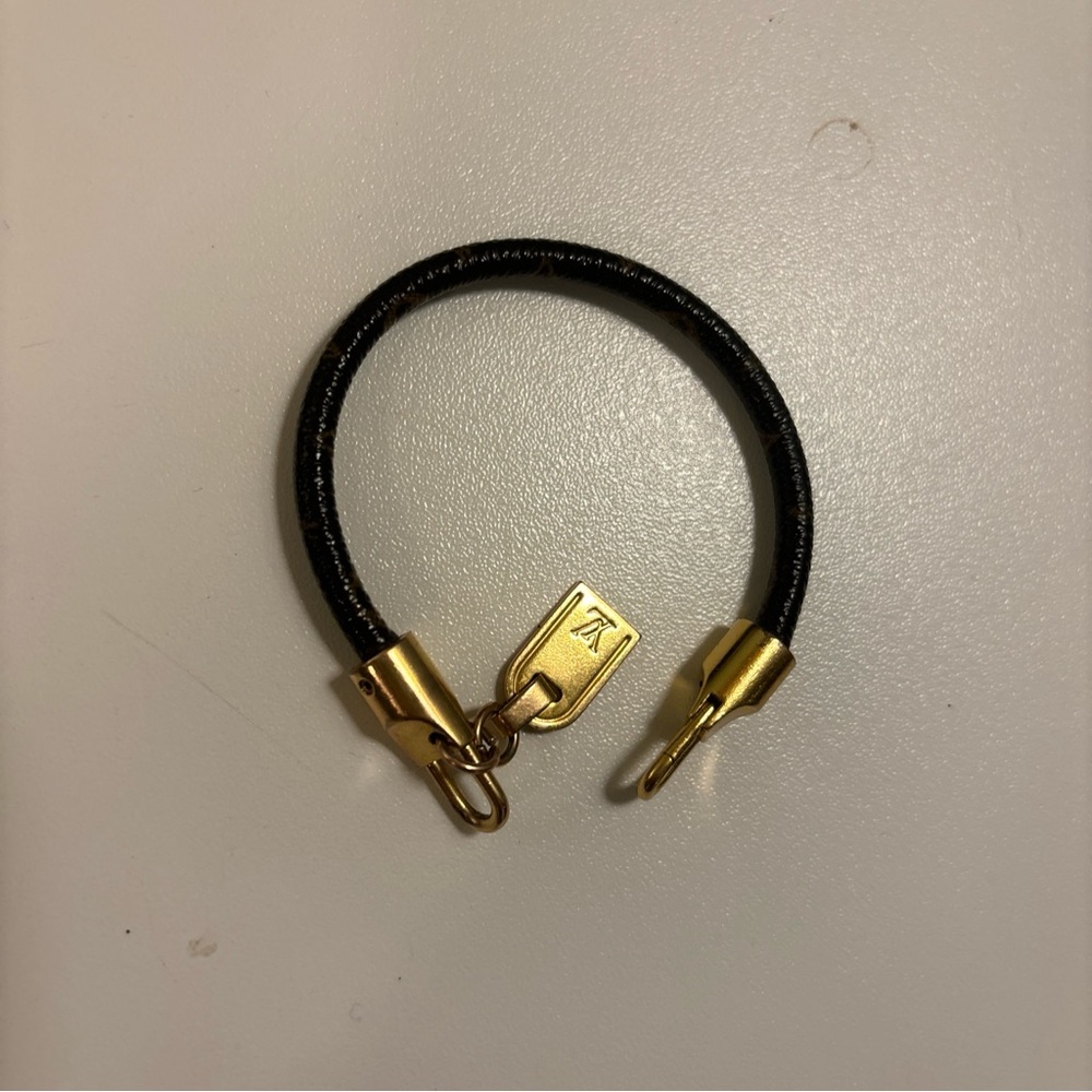 Louis Vuitton Black and Gold Clasp Bracelet